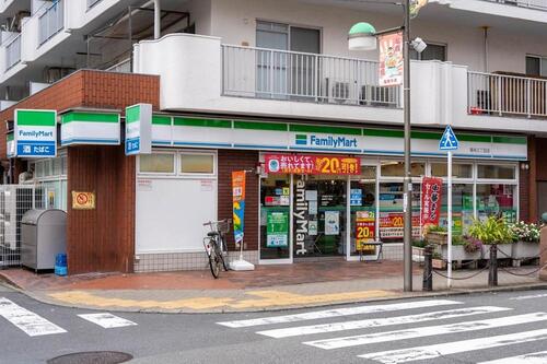 ファミリーマート亀有三丁目店