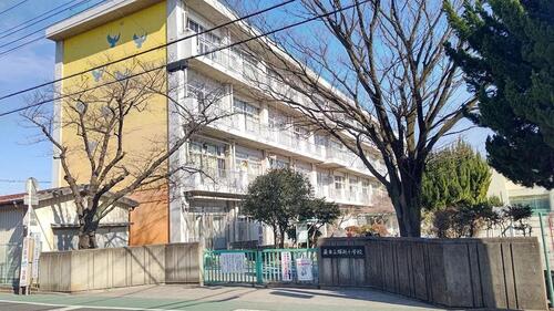 蕨市立塚越小学校