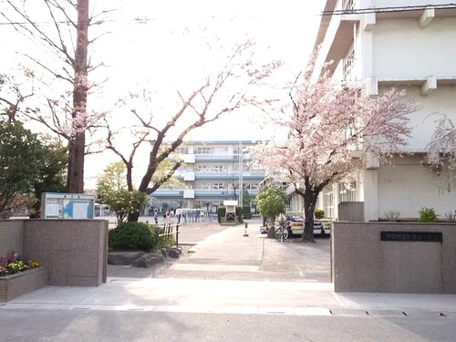戸田市立新曽北小学校