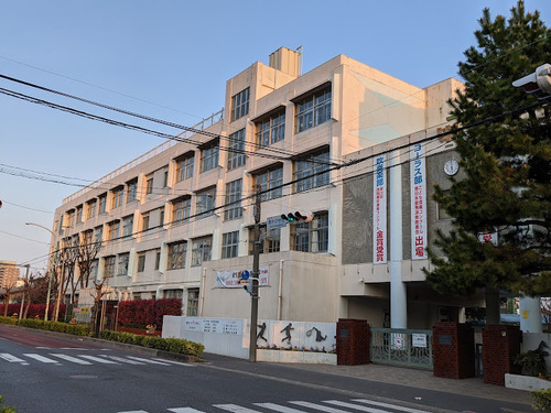 川口市立青木中学校