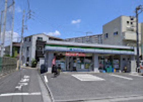 ファミリーマート千住あずま店