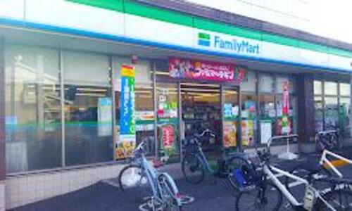 ファミリーマート板橋舟渡三丁目店