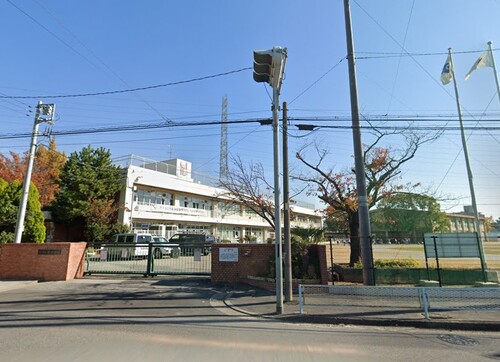 川口市立里小学校