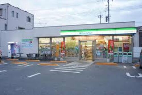 ファミリーマートおおたかの森店