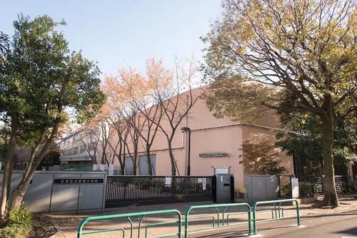 杉並区立荻窪小学校