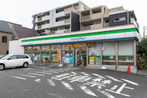ファミリーマート西新井三丁目店