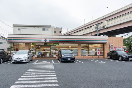 セブンイレブン足立本木西町店