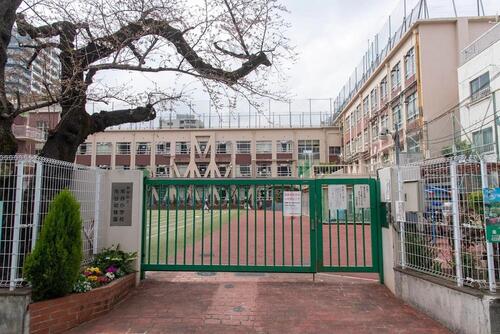 新宿区立市谷小学校