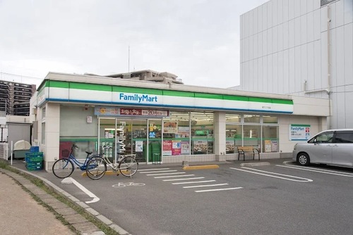 ファミリーマート坂下二丁目店