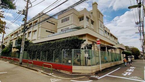 大田区立大森第二中学校まで約850m