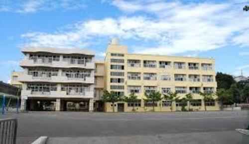 横浜市立駒林小学校まで約220m