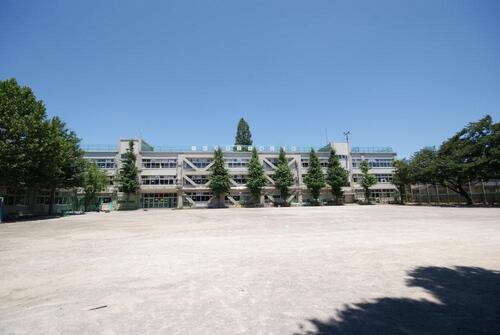 杉並区立永福小学校まで約1012m