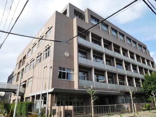 荒川区立諏訪台中学校