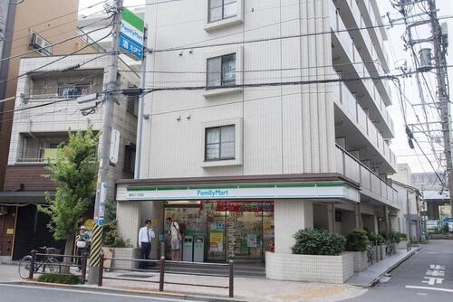 ファミリーマート根岸二丁目店