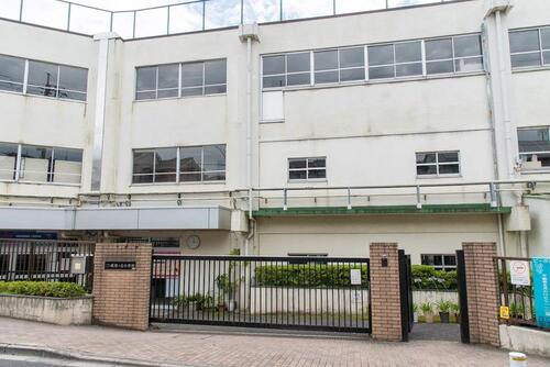 板橋区立成増ケ丘小学校
