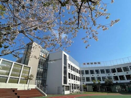 港区立高輪台小学校まで約310m