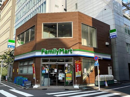 ファミリーマート渋谷二丁目中央店まで約54m