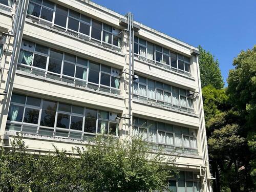 新宿区立四谷中学校まで約950m