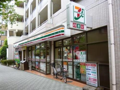 セブンイレブン世田谷桜新町1丁目店まで約212m