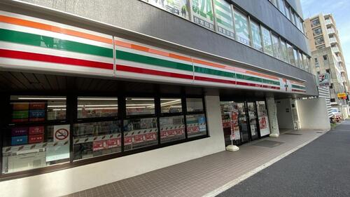 セブンイレブン市谷砂土原町店まで約114m