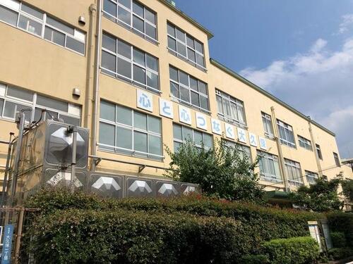 新宿区立大久保小学校まで約367m