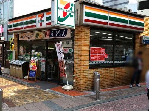 セブンイレブン横浜伊勢佐木町4丁目店まで約177m