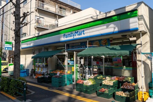 ファミリーマート千駄木五丁目店