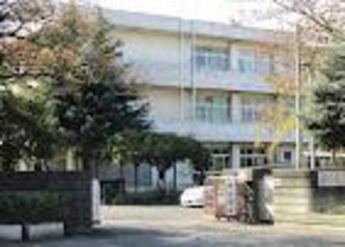 川口市立西中学校