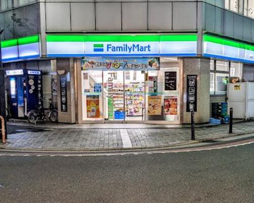 ファミリーマート南池袋店まで約93m