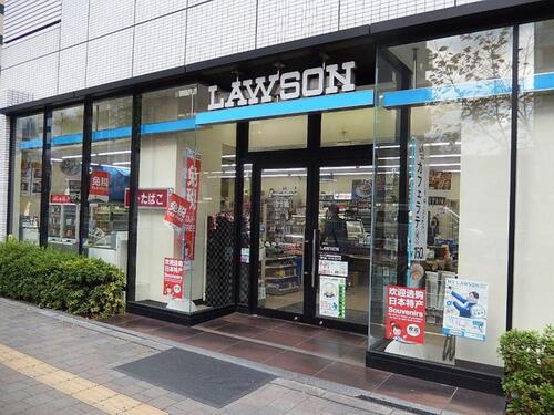 ローソン都営東新宿駅前店まで約124m