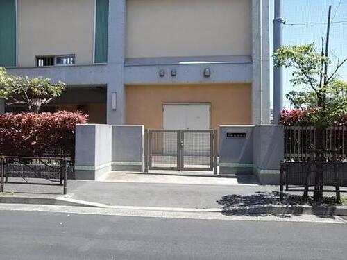 川崎市立川中島中学校まで約701m