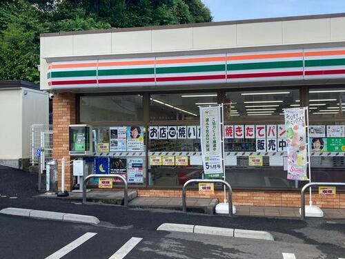 セブンイレブン横浜鶴見東寺尾3丁目店まで約106m