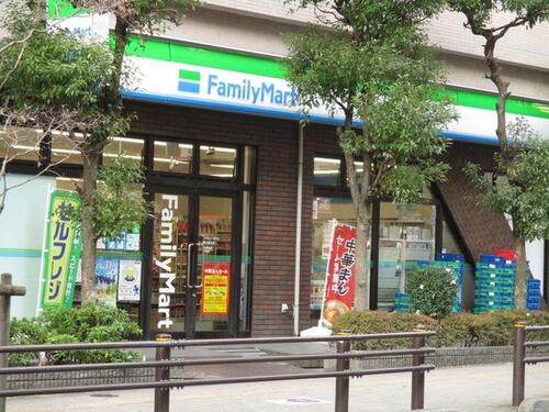 ファミリーマート明大前北店まで約167m