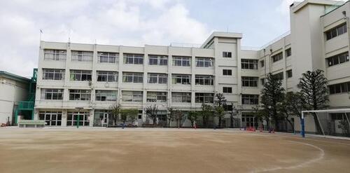 大田区立大森第二中学校まで約1100m