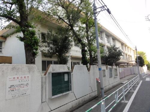 渋谷区立西原小学校まで約573m