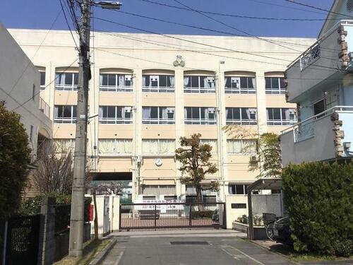 川崎市立西高津中学校まで約956m