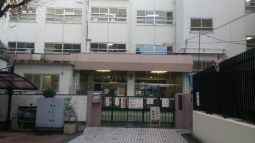渋谷区立幡代小学校まで約1072m