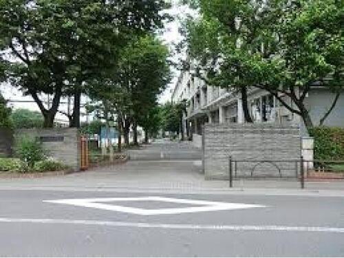 練馬区立北町中学校まで約1100m