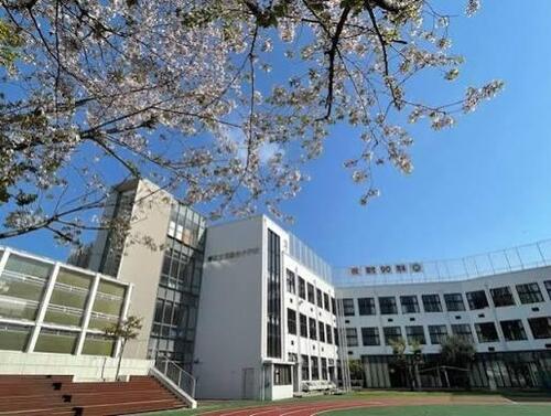 港区立高輪台小学校まで約652m