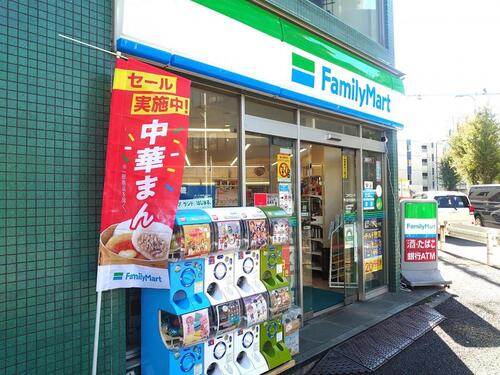 ファミリーマート高円寺梅里店まで約261m
