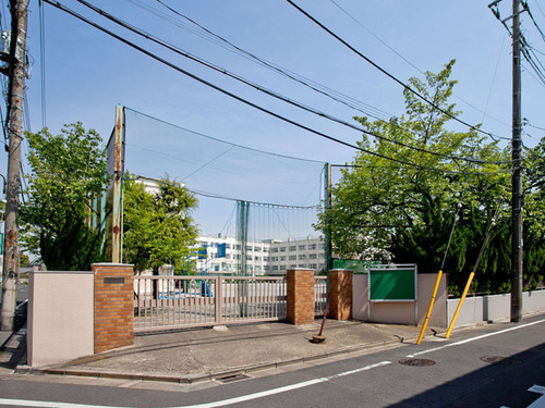 足立区立渕江中学校
