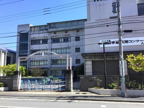 川崎市立今井中学校まで約650m