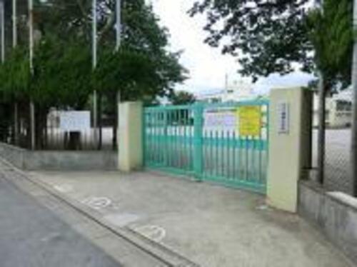 杉並区立西田小学校まで約700m