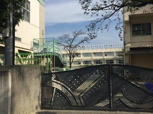 世田谷区立中丸小学校まで約777m
