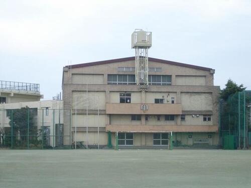 世田谷区立駒留中学校まで約1400m