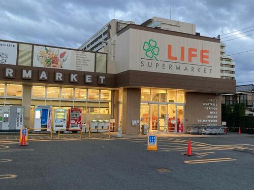 ライフ川崎京町店まで約219m