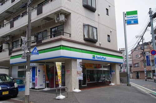 ファミリーマート小竹向原店