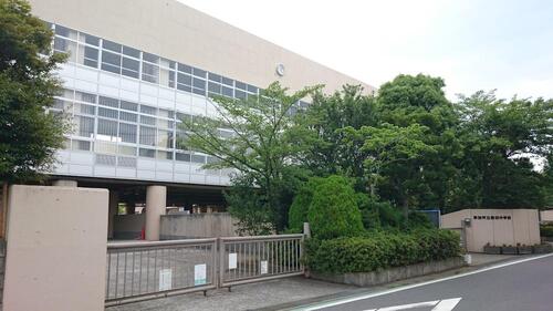 草加市立新田中学校