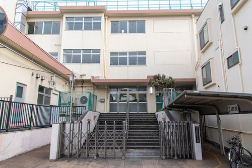 豊島区立西巣鴨小学校