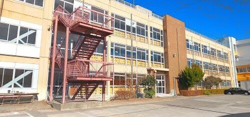 草加市立川柳中学校